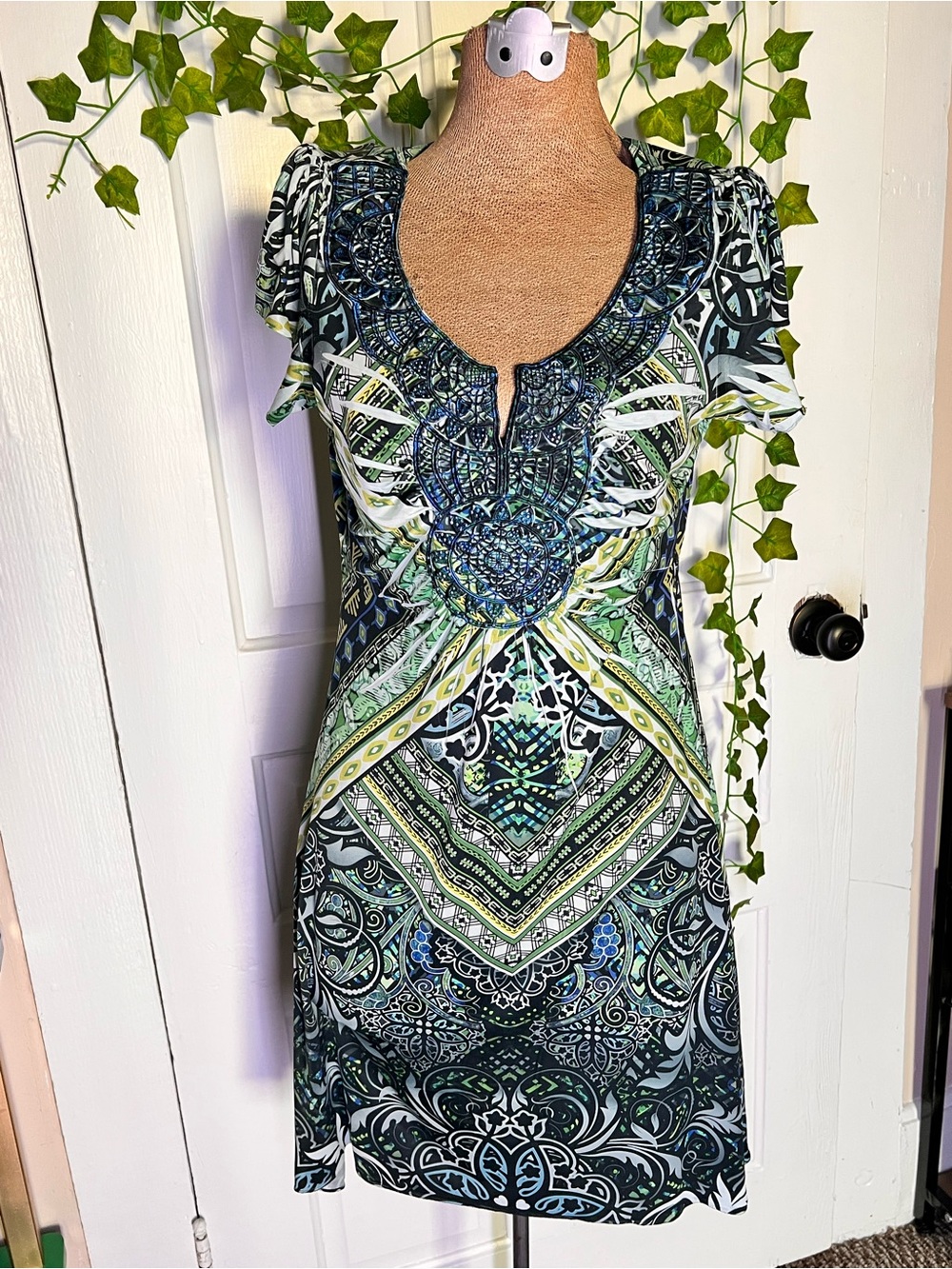 Apt. 9 Green and Blue Printed Scoop Neck Mini Dress
